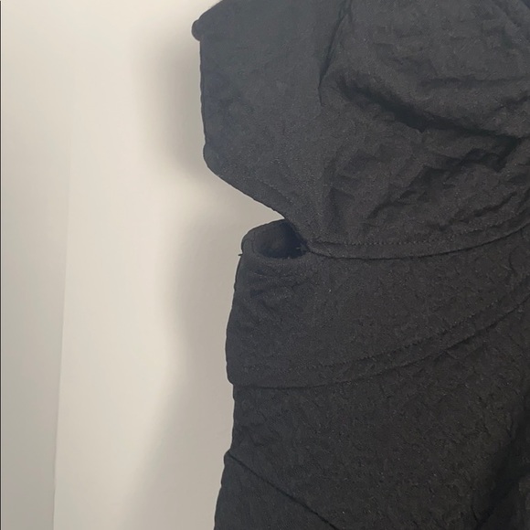 FREE PEOPLE CUT OUT PEPLUM TOP - Picture 4 of 8